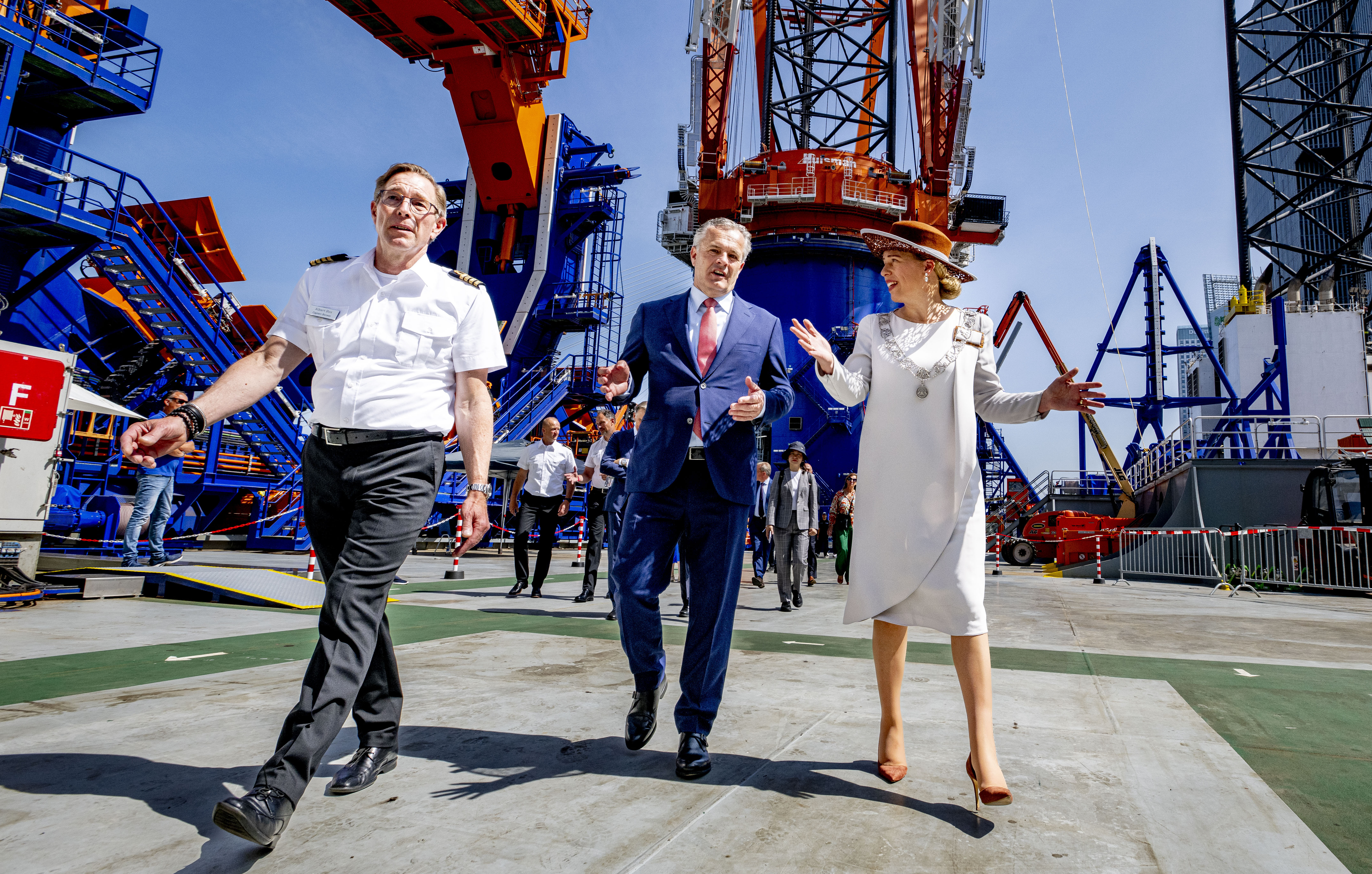 Van Oord doopt Boreas, het grootste en meest duurzame offshore wind ...